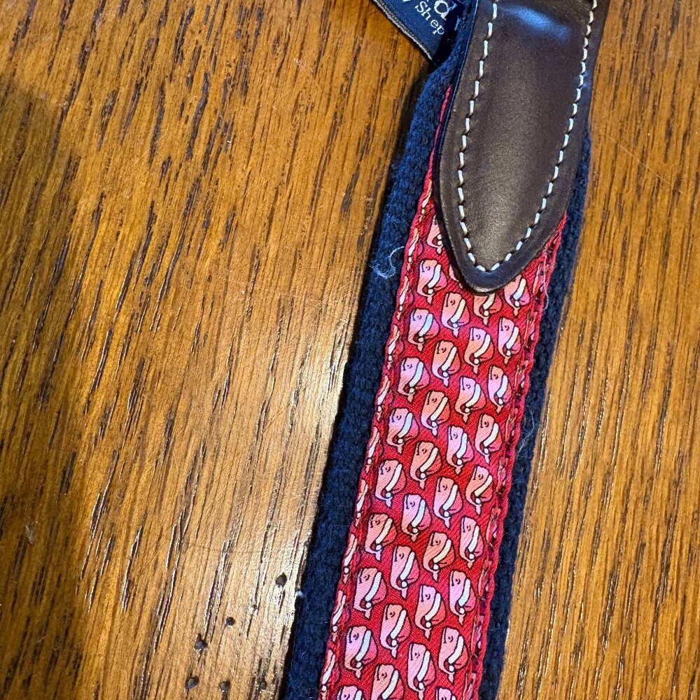 GUC Men's Vineyard Vines Belt with Santa Whales, Size 30